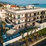 Hotel Crystal 4*