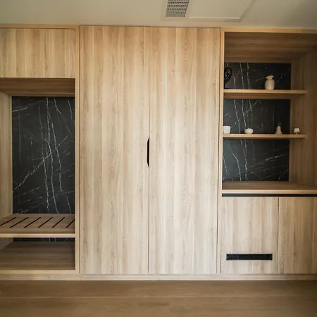 Crystal فندق أوروبيتش