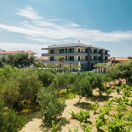 Crystal Hotel 4*