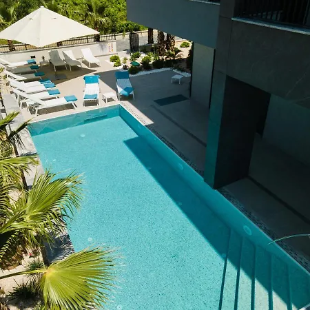 Hotel Crystal 4*