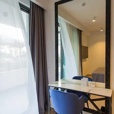 Hotel Crystal 4*